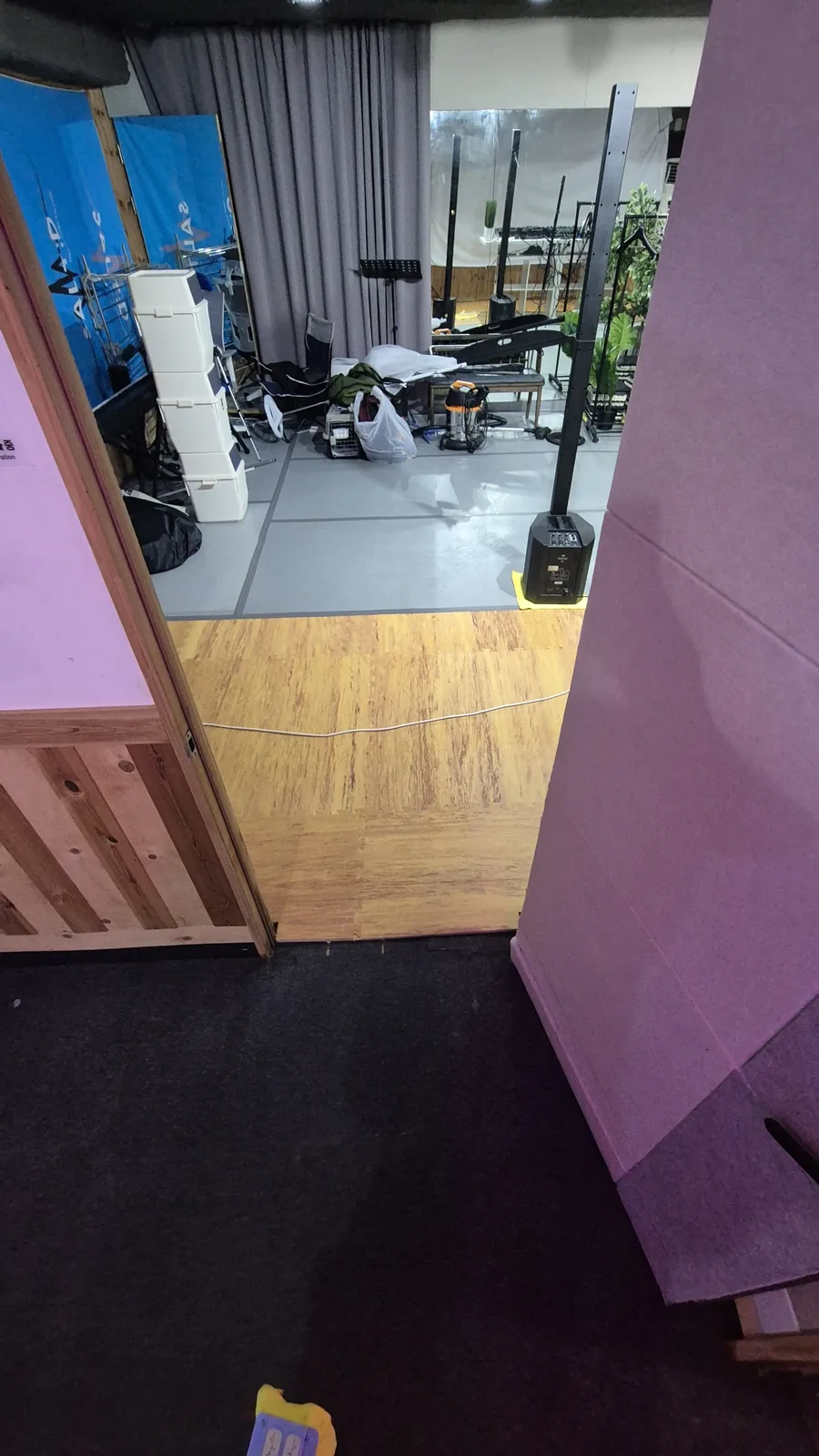 지하상가 복도 침수 복원 후 마감