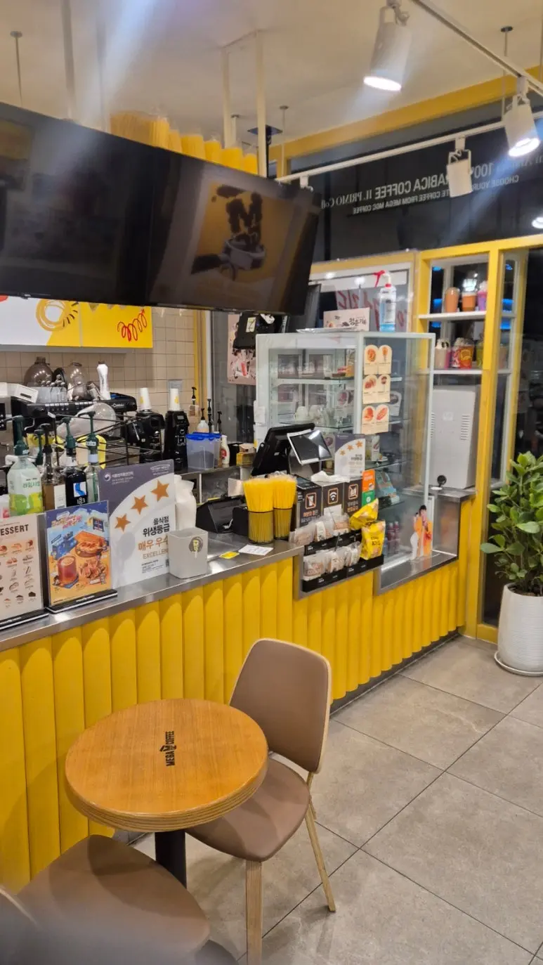 카페 매장 세정 완료 — 다음 날 영업 준비 완료