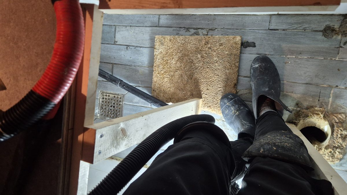 정화조 청소 완료 - 바닥 세정 후