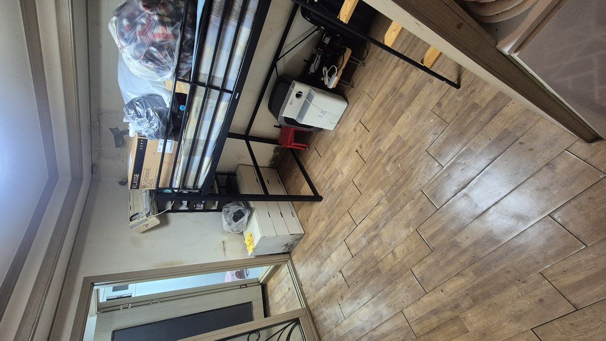 쓰레기집 방 청소 후