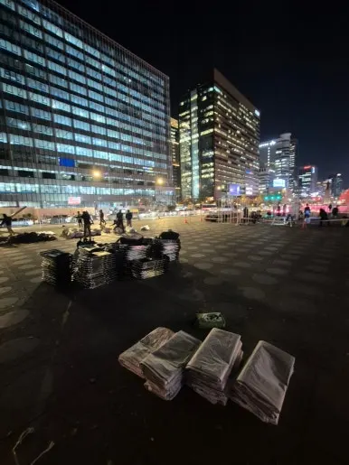 광화문 행사장 청소 완료