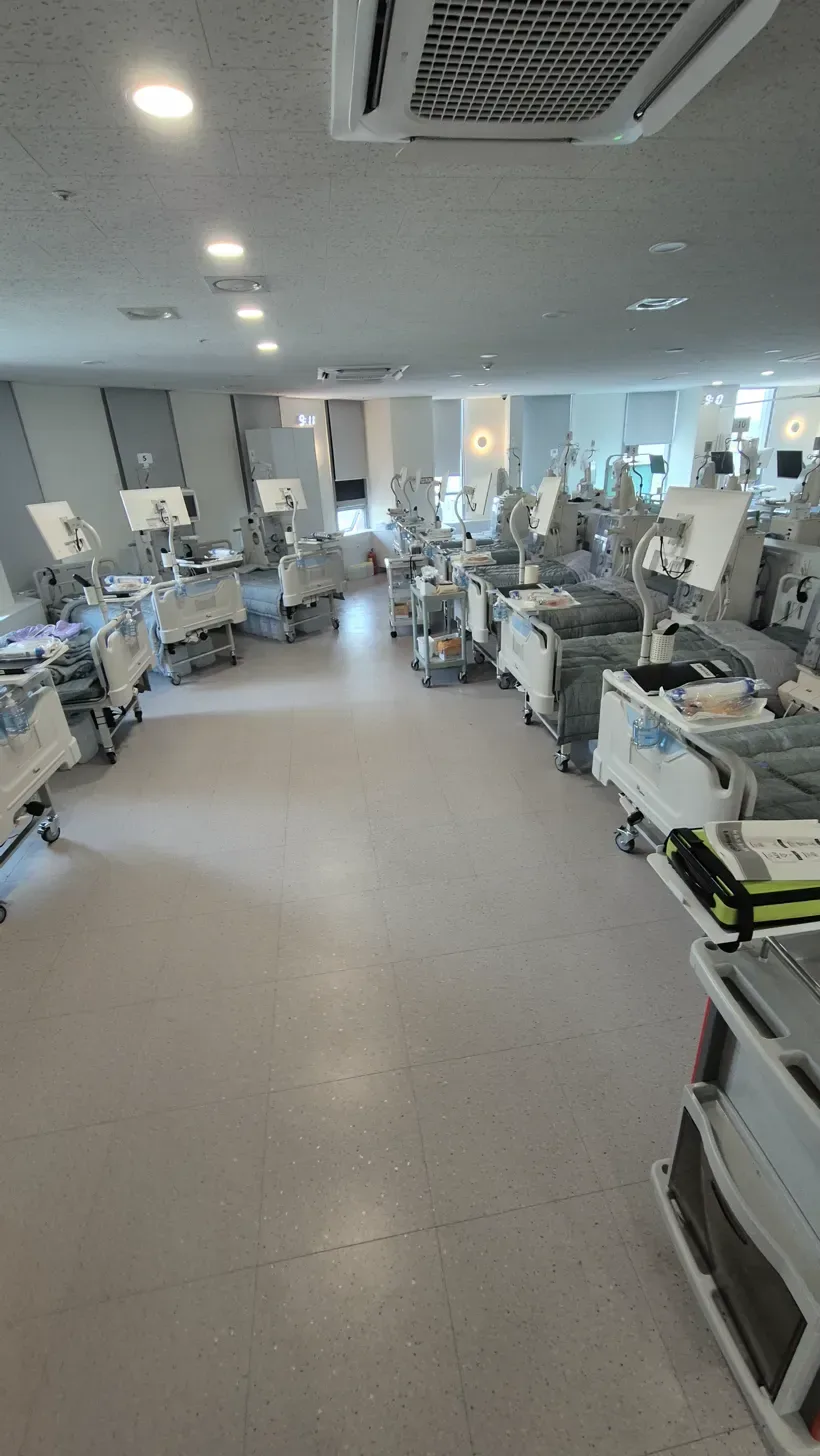 병원 투석실 넓은 전경