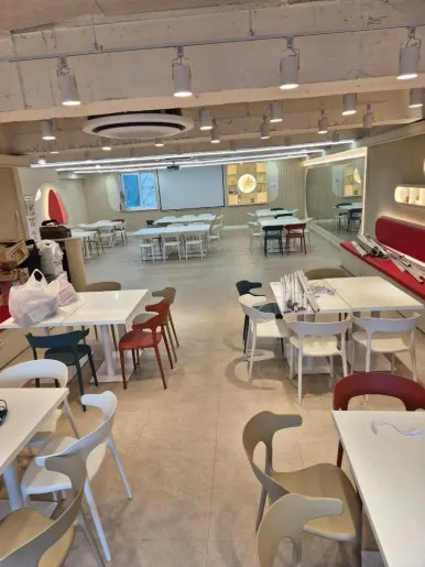 파티장 청소 완료 전경