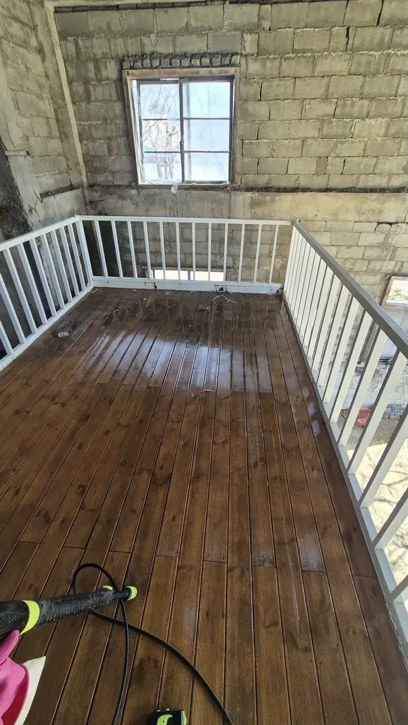 양평 세트장 컨테이너 내부 바닥 벽면