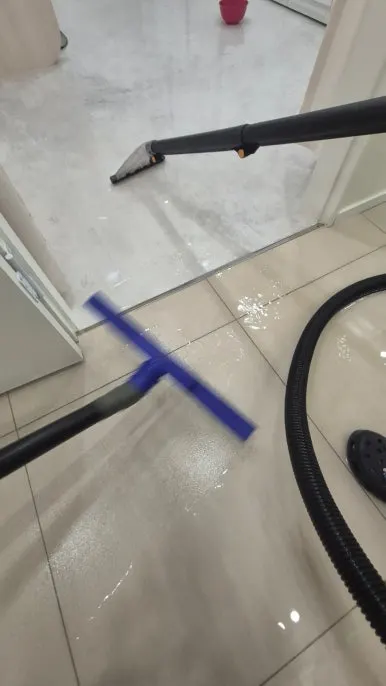 복도 침수 물기 제거