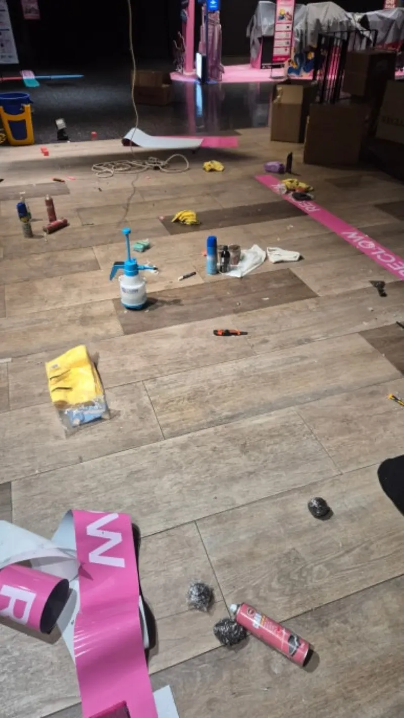 바닥 바닥 청소 전