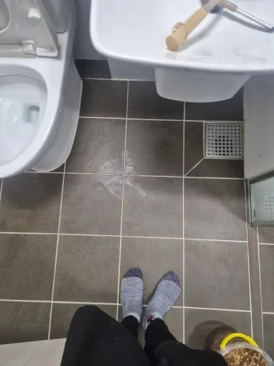 안양 화장실 바닥 깨끗