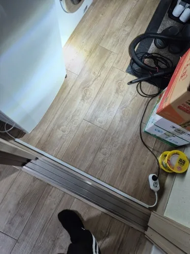 대림동 주방 앞 바닥 수거 완료