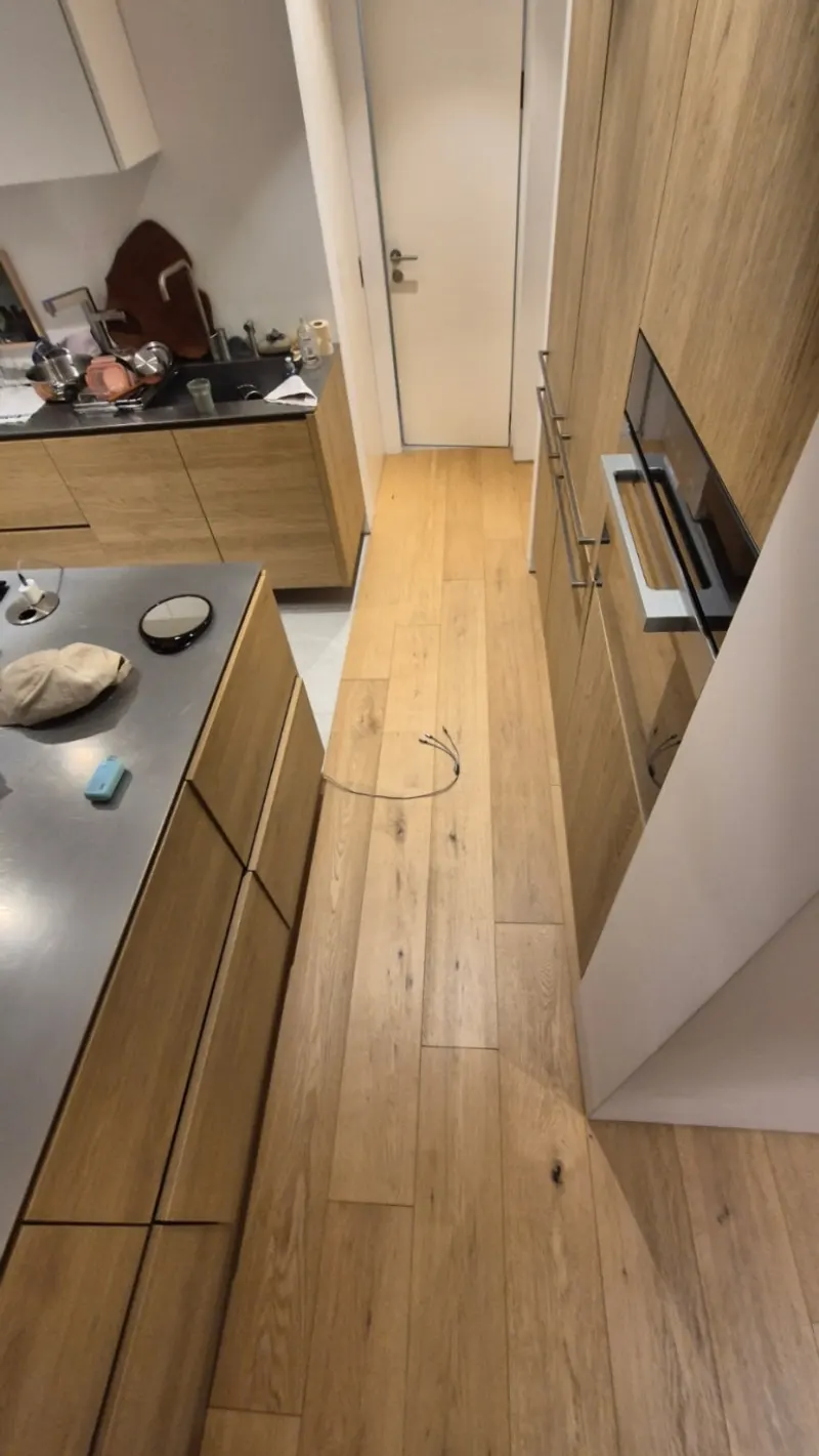 깨진유리 파편 수거 완료 후