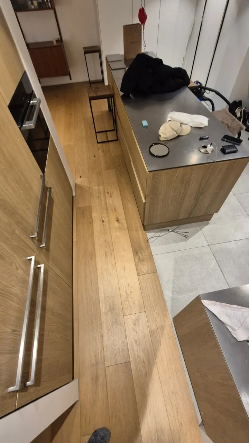 깨진유리 파편 수거 완료 후