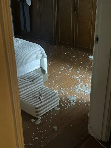 인천 연수구 방 마루 바닥 유리 파편