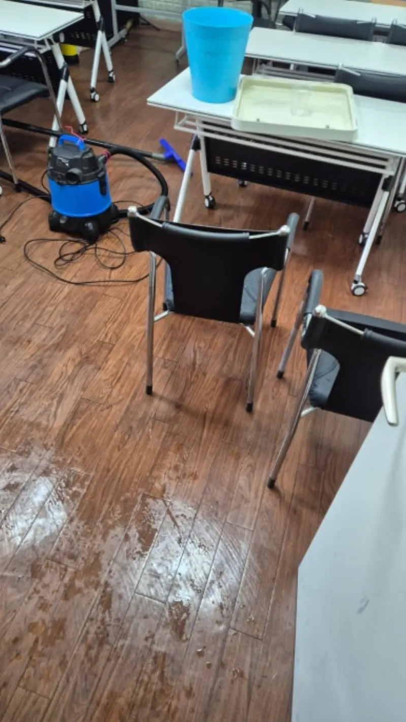 누수 바닥 피해