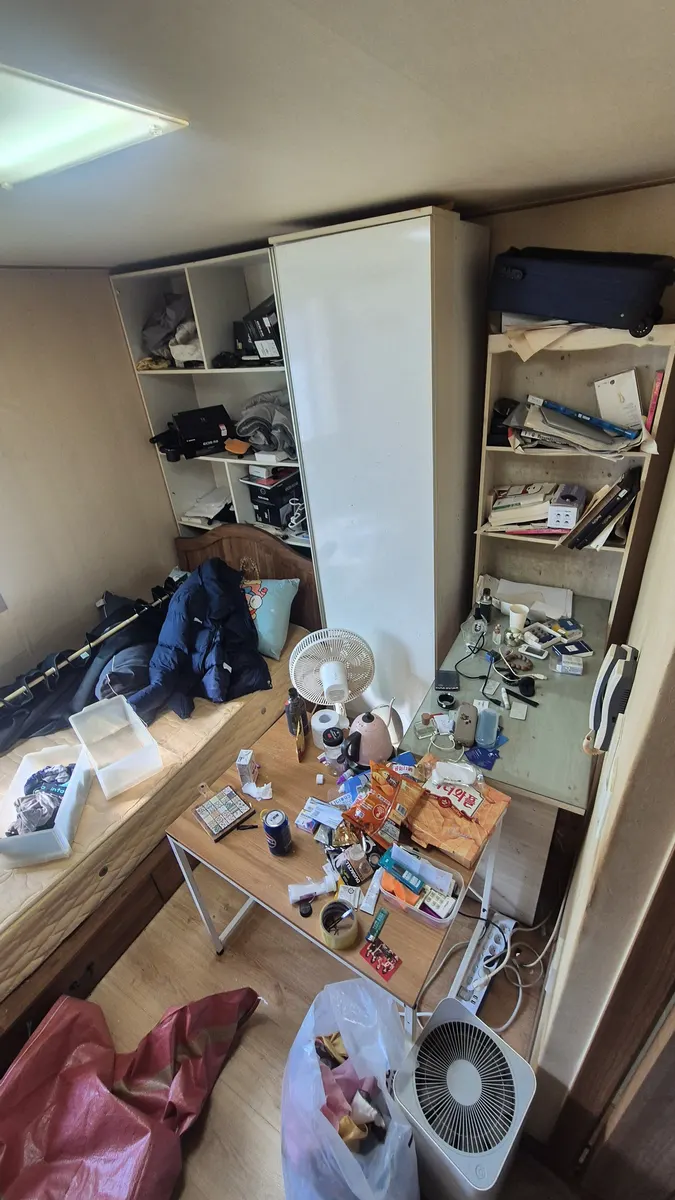 원룸 선반 잡동사니