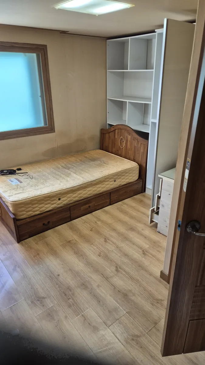 원룸 방 다른 각도 세정 완료