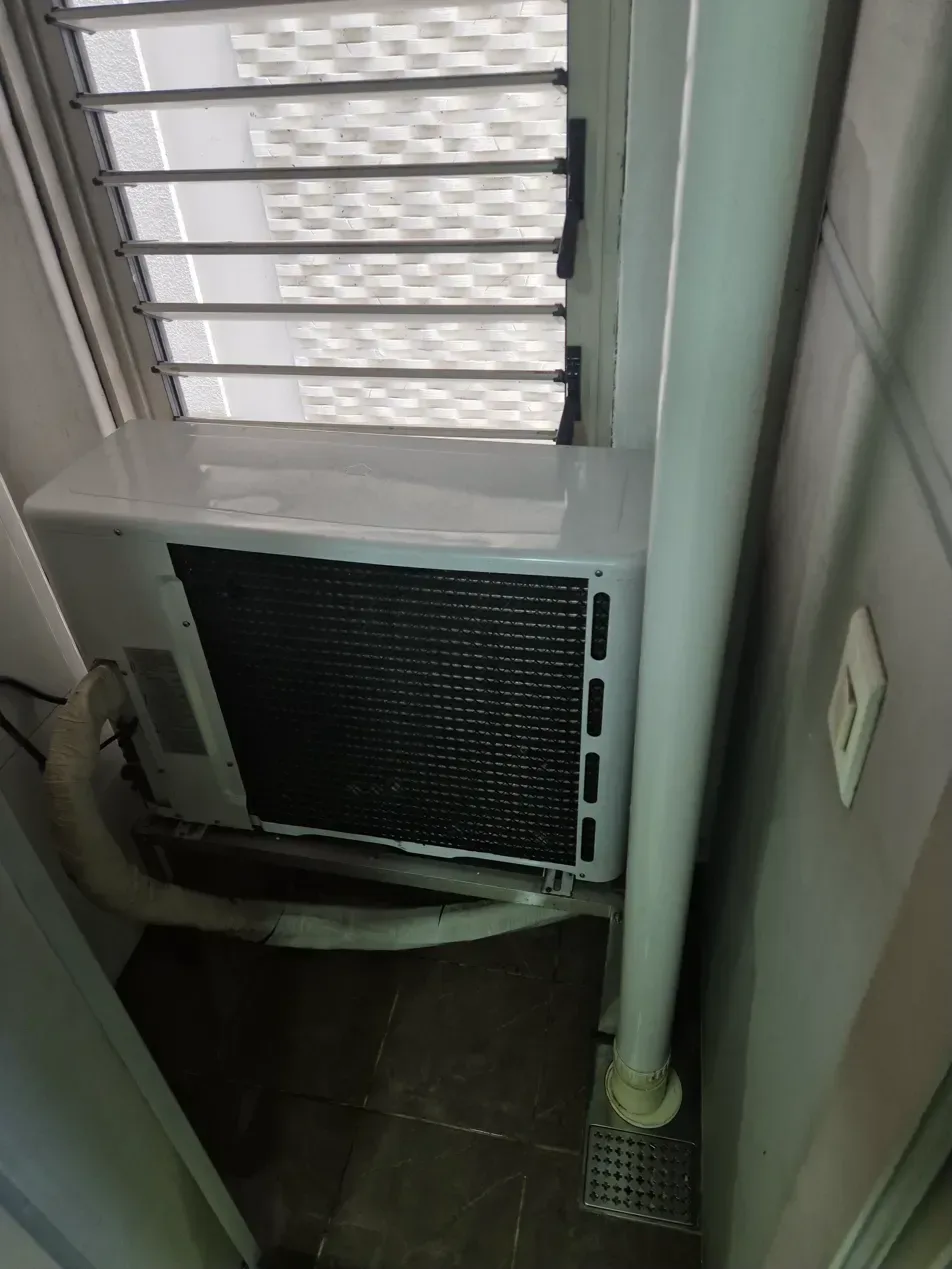 김포 실외기 거치대 비둘기똥 깃털