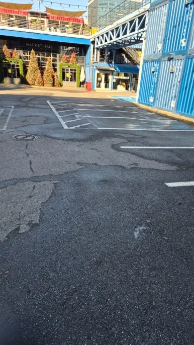 세척 완료 후 깨끗한 바닥