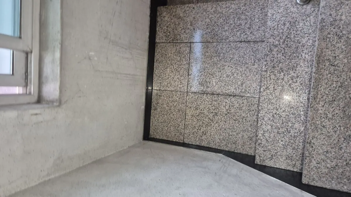 구토물 계단 청소 후