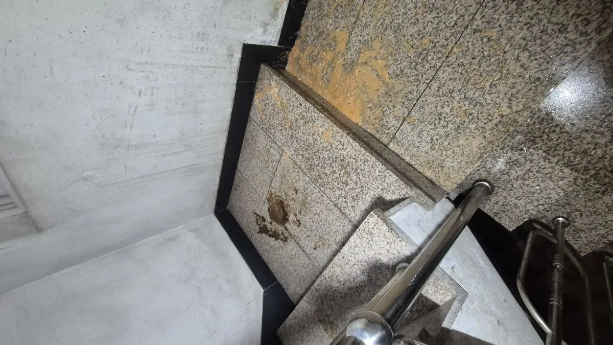 계단 오물 오염 클로즈업