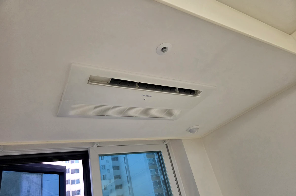 여의도 원룸 창문 레일·틀 세정 완료